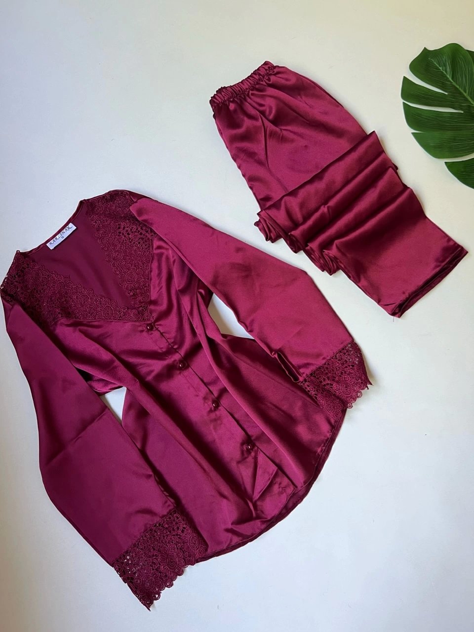 Burgundy Guipure Detailed 6-Piece Satin Nightgown Dressing Gown Set